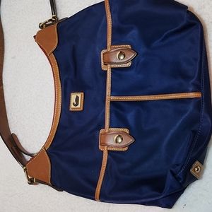 Dooney & Bourke bag